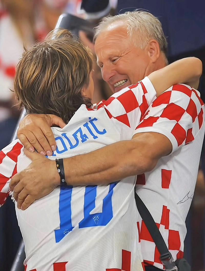 为什么理解比记忆重要（为何理解优先于记忆）