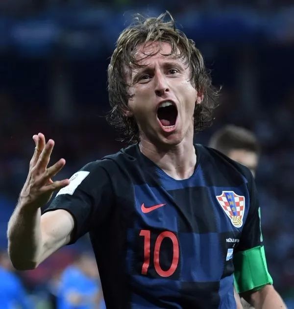 德国客战卢森堡：维尔茨、萨内、格纳布里、帕夫洛维奇首发