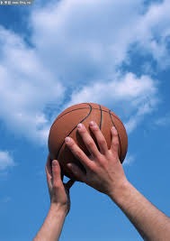 阿尔瓦雷斯连续两个赛季在欧冠被皇马淘汰，均倒